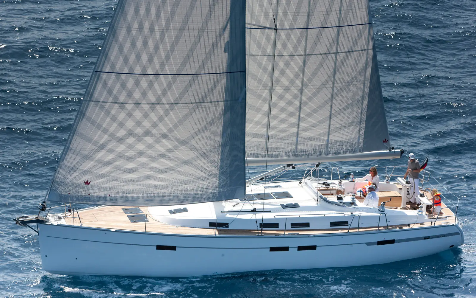 BAVARIA Cruiser 45 em navegação
